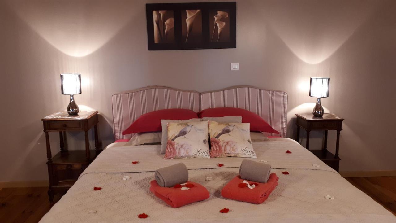 Chambres Et Roulotte De La Gentilhommiere Chazey-sur-Ain Luaran gambar